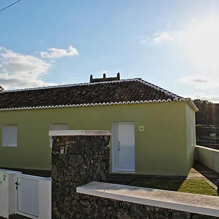 Semesterbostad Nova House