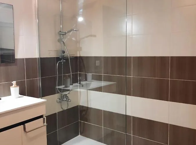 Nova House Semesterbostad *